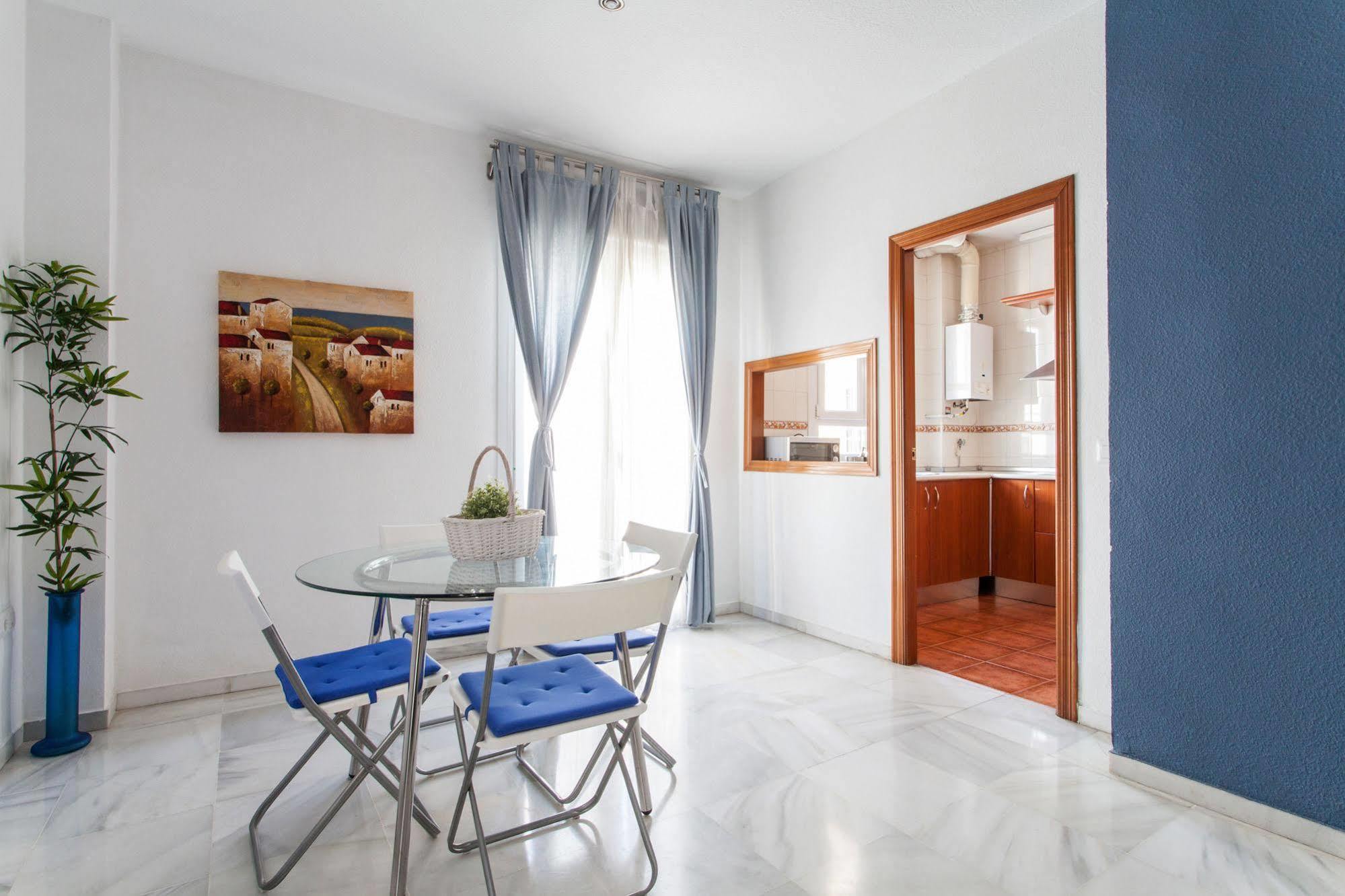 San Marcos Apartamentos เซบีญา ภายนอก รูปภาพ