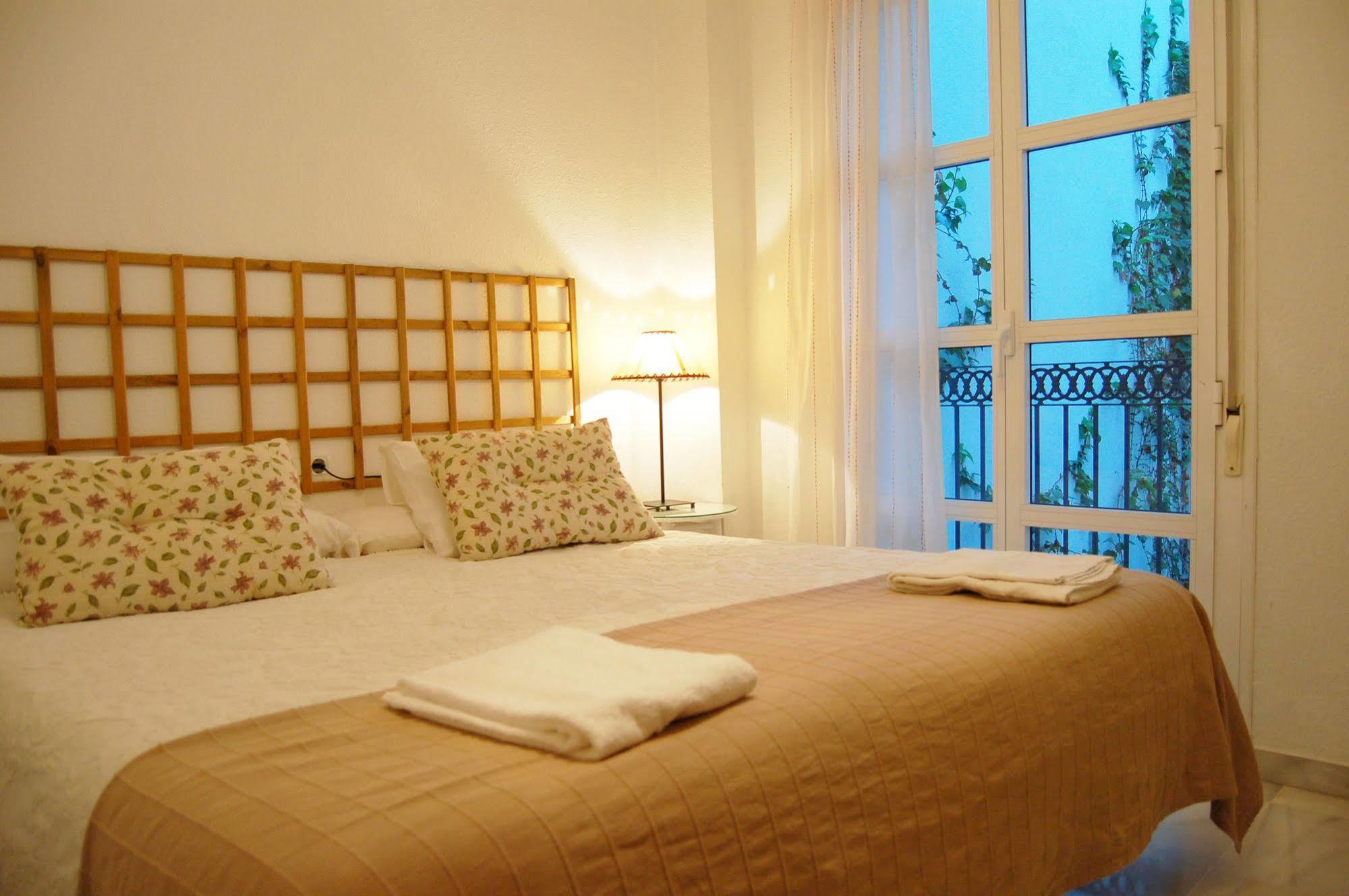 San Marcos Apartamentos เซบีญา ภายนอก รูปภาพ