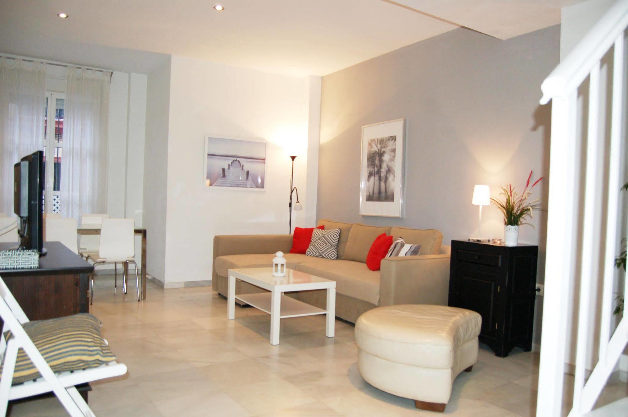 San Marcos Apartamentos เซบีญา ภายนอก รูปภาพ