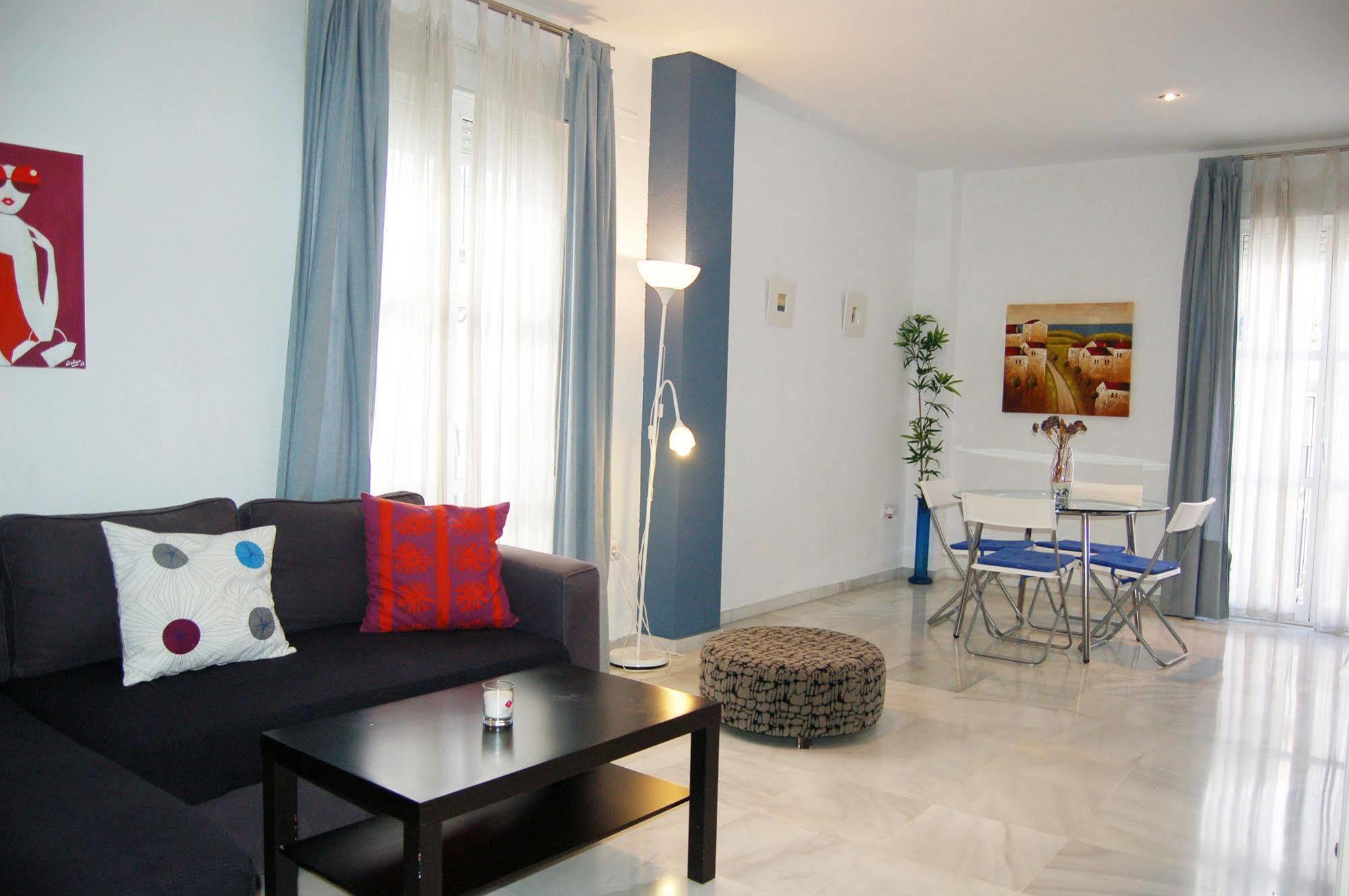 San Marcos Apartamentos เซบีญา ภายนอก รูปภาพ